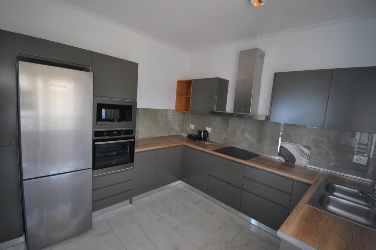 Luxury Penthouse B&E Apartment Sarandë Exterior foto