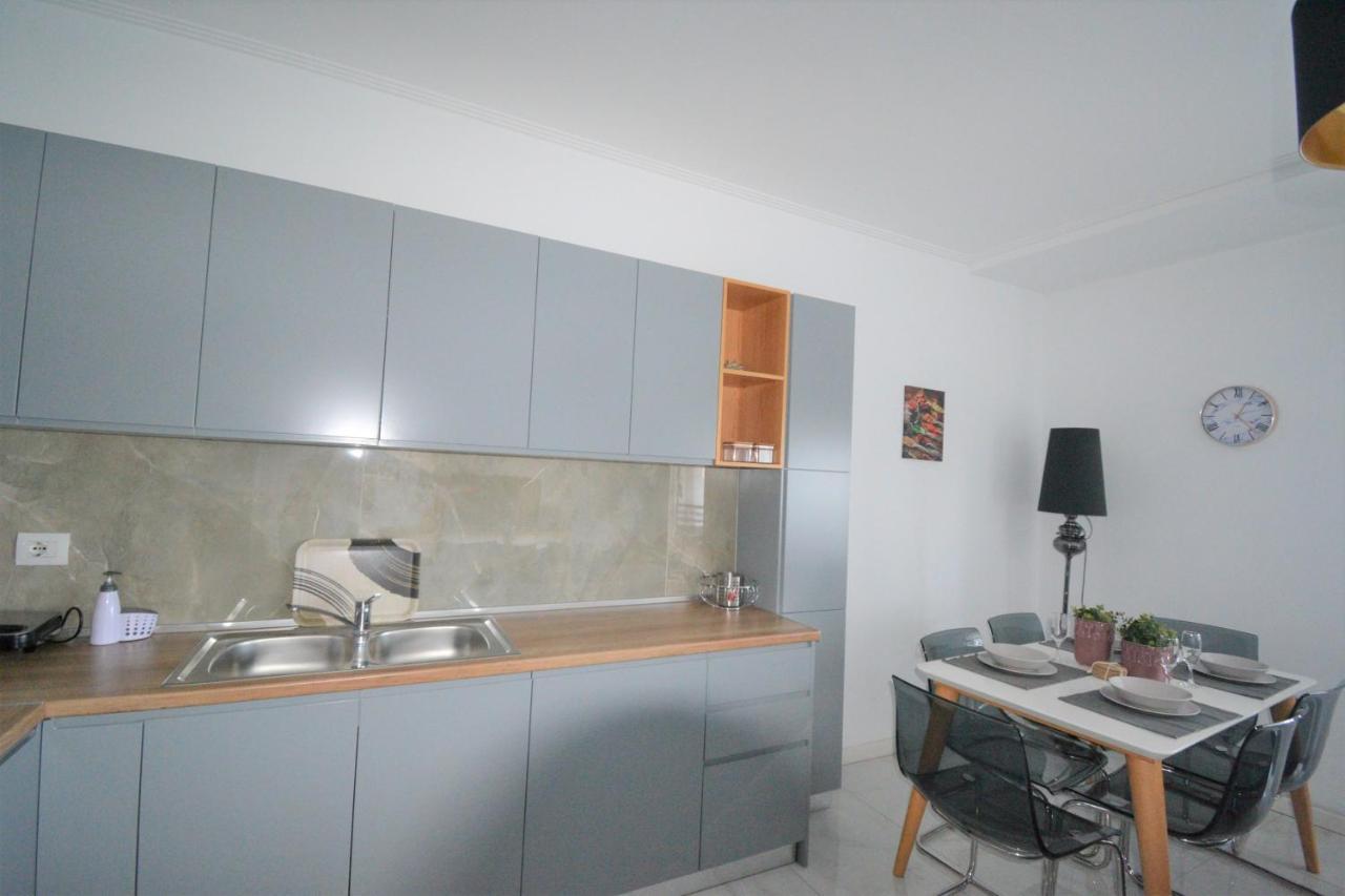 Luxury Penthouse B&E Apartment Sarandë Exterior foto