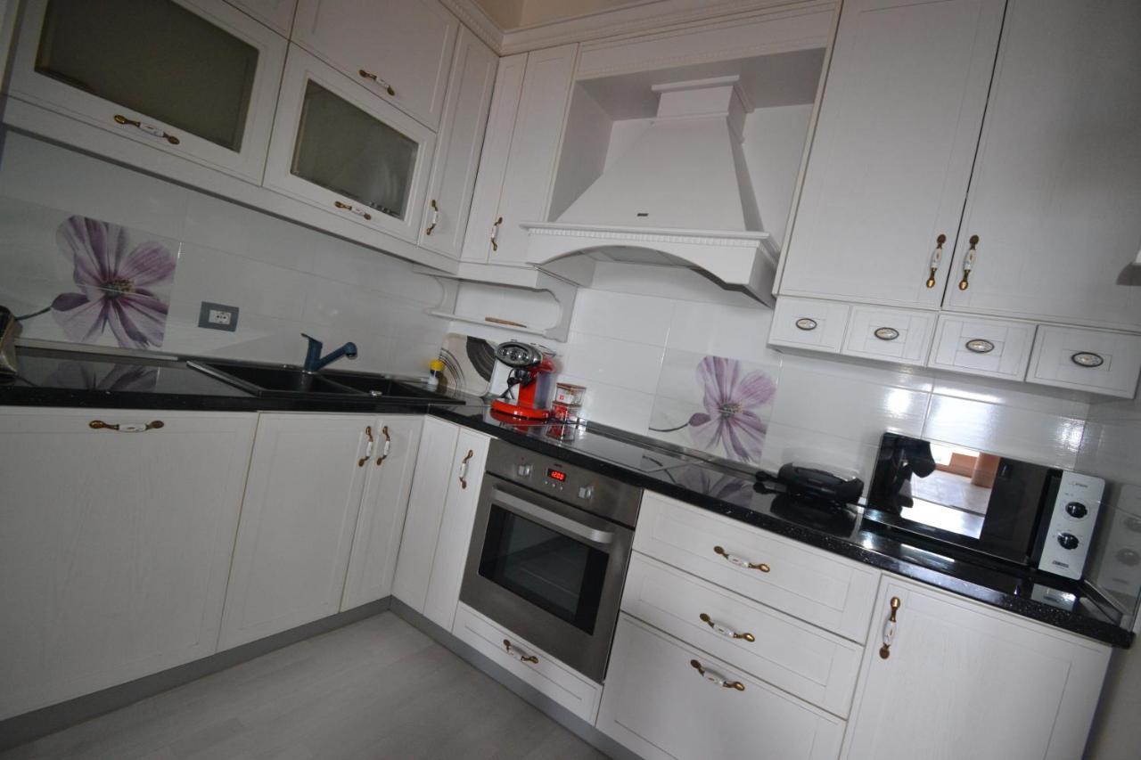 Luxury Penthouse B&E Apartment Sarandë Exterior foto